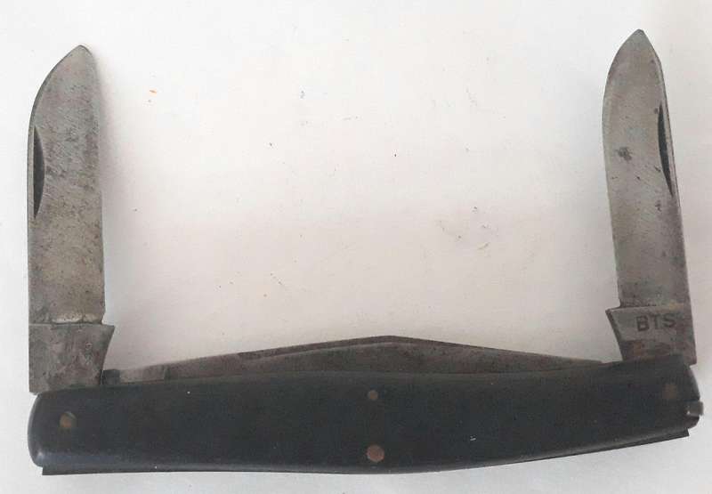 Vintage BTS Three Bladed Horn Handled Pocket Knife