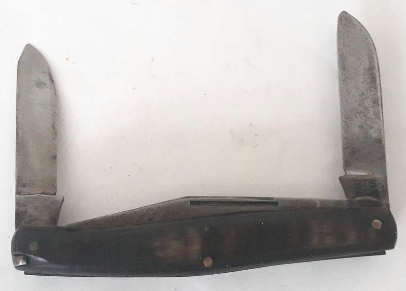 Vintage BTS Three Bladed Horn Handled Pocket Knife
