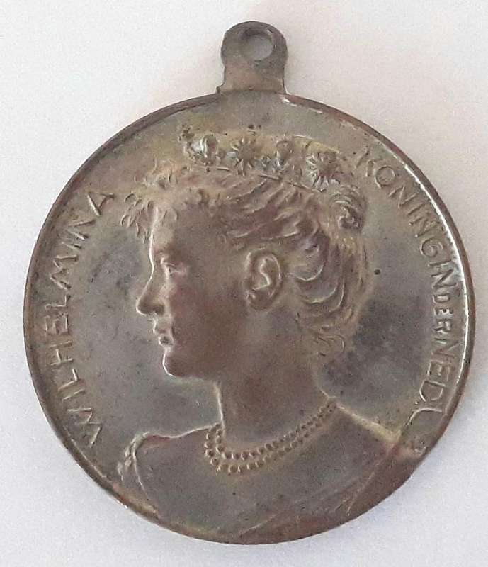 Antique 1898 Netherlands Queen Wilhelmina Inauguration Medallion