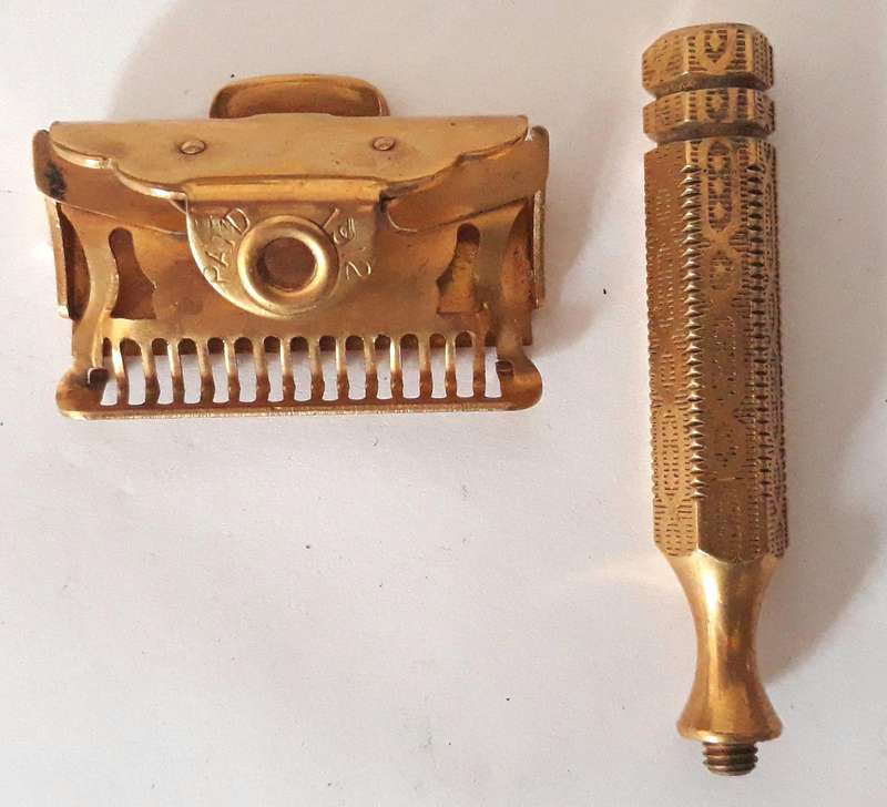 Vintage 1930s Ever Ready 1912 Patent Single Edge Safety Razor - Gold Tone