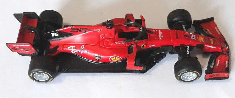 Bburago Formula One Ferrari SF90 Racing Car