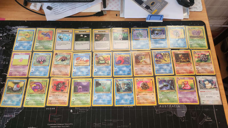 1999 vintage pokemon cards x 30