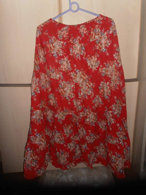 Red Skirt Secondhand