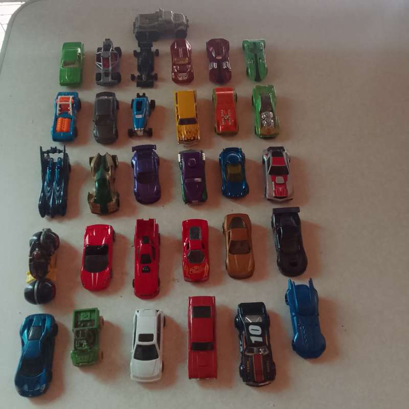 Massive Joblot Hot Wheels all mint condition