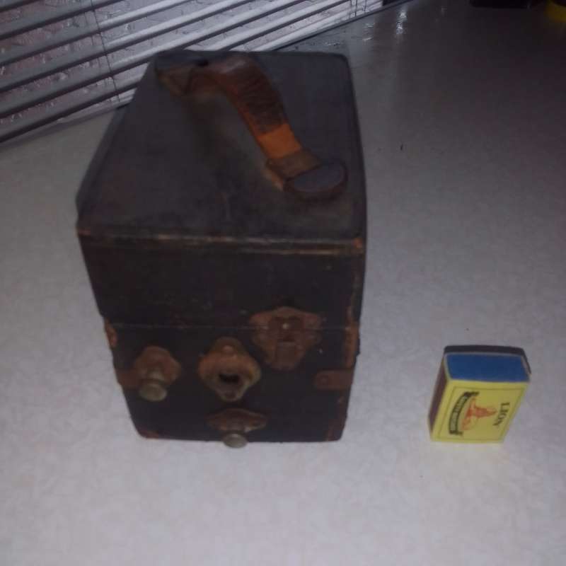 Extremely Rear 1920's Peter Pan Gramophone working 100% Patent 195.801