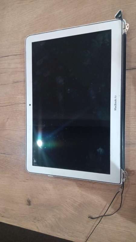 A1466 MacBook Air  screen