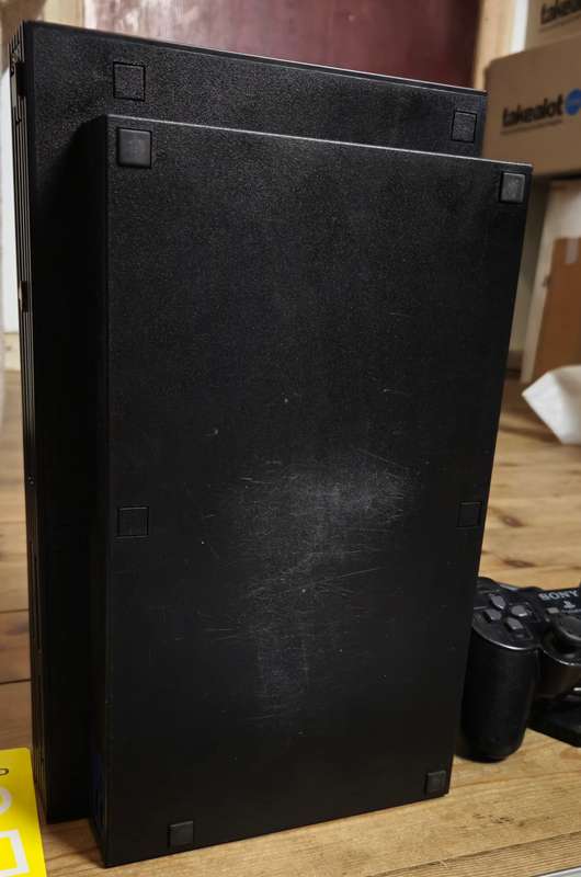 PlayStation 2 Console Bundle  Includes 4 Games, Memory Card & AV Cable