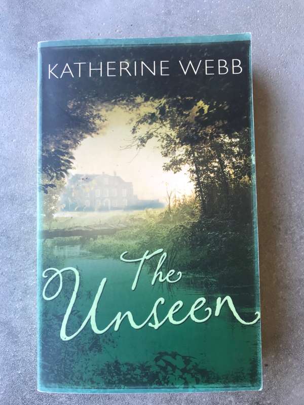 The Unseen by Katherine Webb [Paperback: Like New]