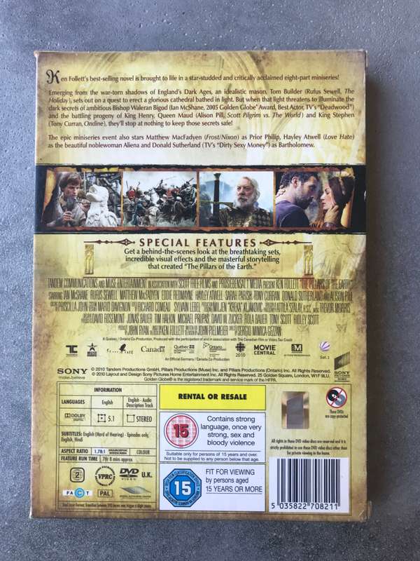 The Pillars of the Earth (mini-series) [DVD]