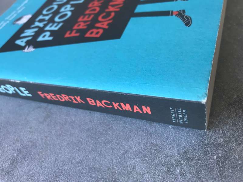 Anxious People by Fredrik Backman [Large Paperback: Very Good]