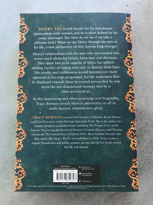 Henry VIII: And the Men Who Made Him by Tracy Borman [Large Paperback: Excellent]