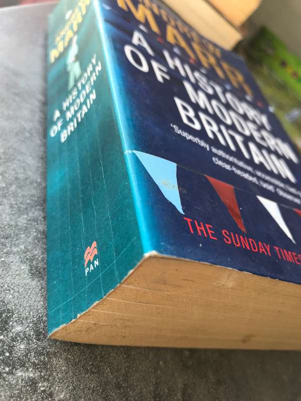 A History of Modern Britain by Andrew Marr [Paperback: Very Good]
