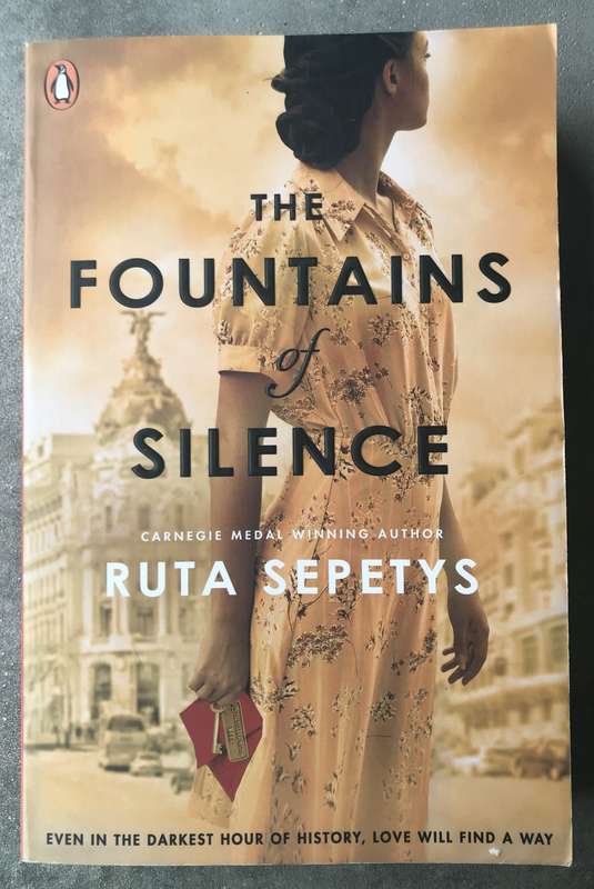 The Fountains of Silence by Ruta Sepetys [Large Paperback: Very Good]