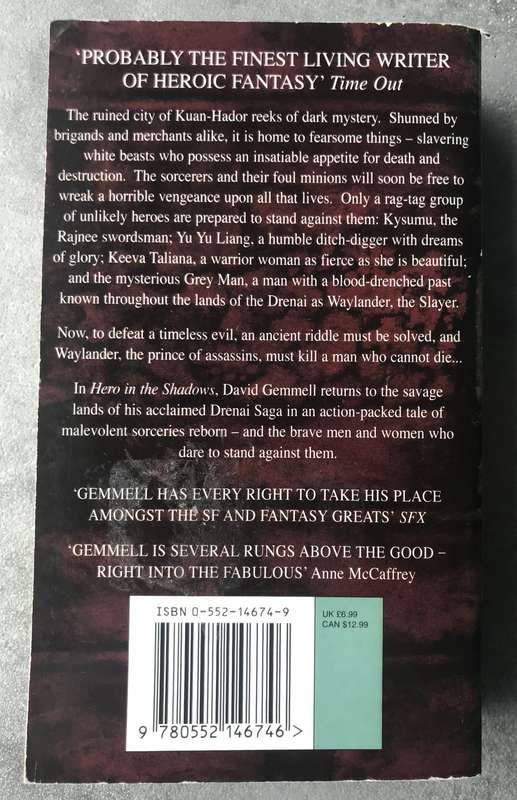 Hero in the Shadows (Drenai Saga #9) by David Gemmell [Paperback: Good]