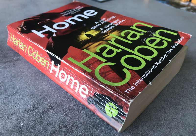 Home (Myron Bolitar #11) by Harlan Coben [Paperback: Average]