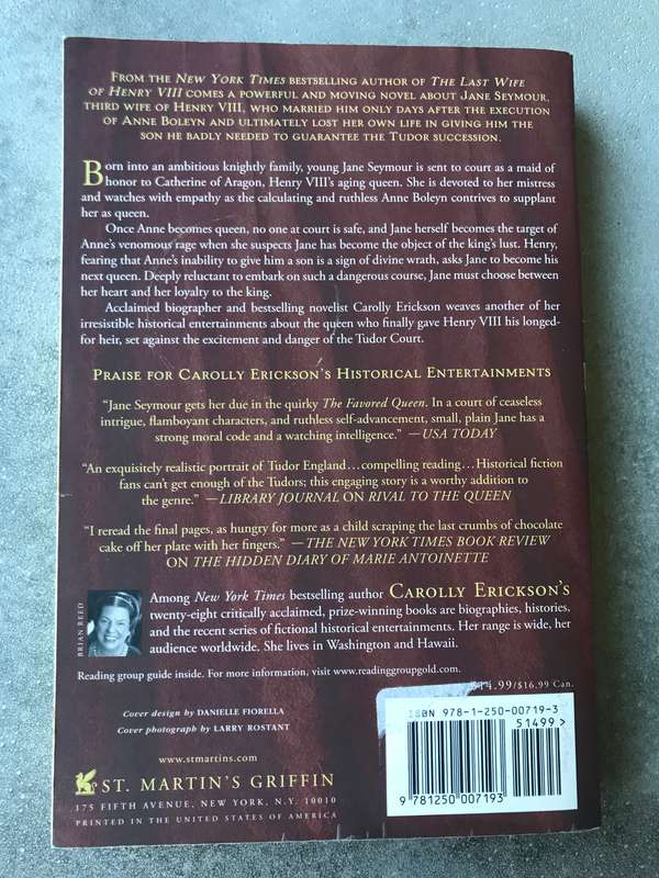 The Favored Queen by Carolly Erickson [Paperback: Good]
