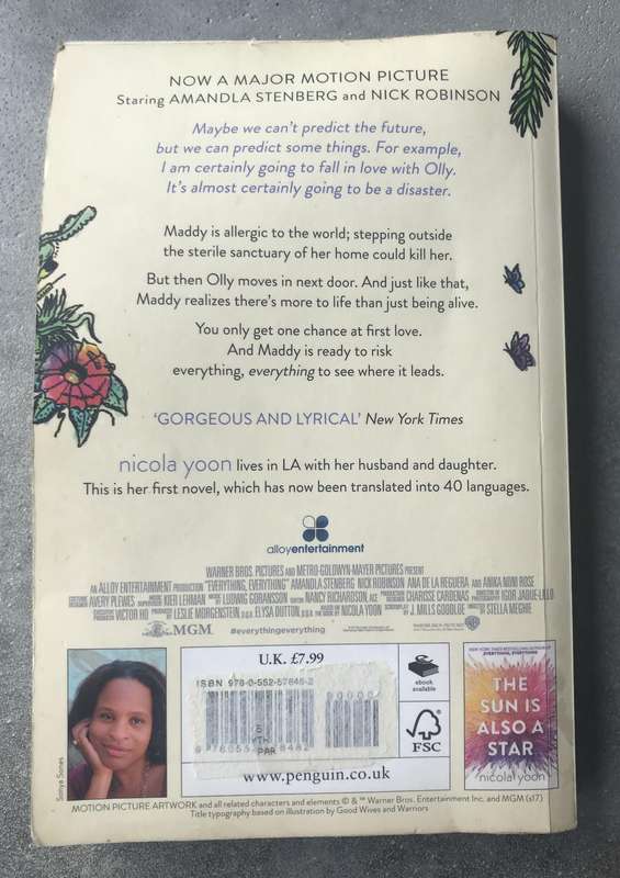 Everything, Everything by Nicola Yoon [Paperback: Average]