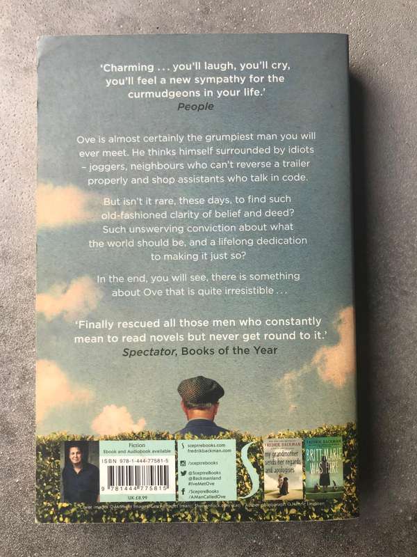 A Man Called Ove by Fredrik Backman [Paperback: Good]