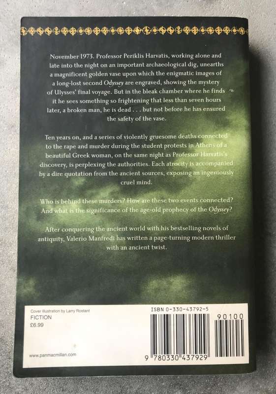 The Oracle by Valerio Massimo Manfredi [Paperback: Average]