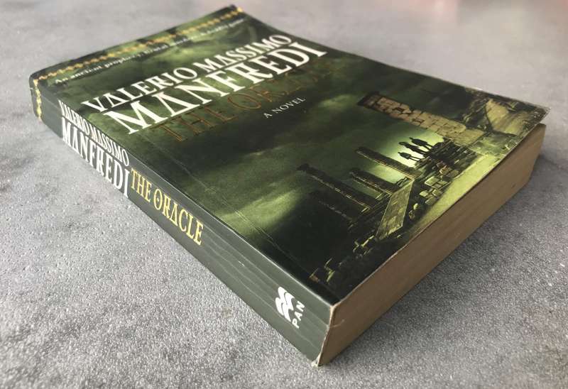 The Oracle by Valerio Massimo Manfredi [Paperback: Average]