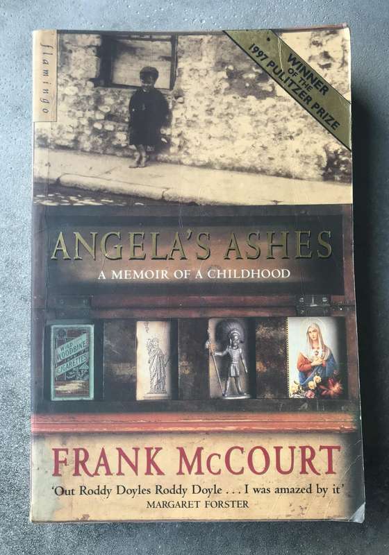 Angelas Ashes by Frank McCourt [Paperback: Good]