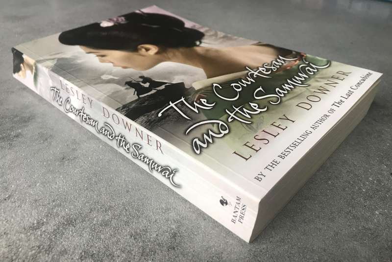 The Courtesan and the Samurai (Shogun Quartet #3) by Lesley Downer [Large Paperback: Excellent]