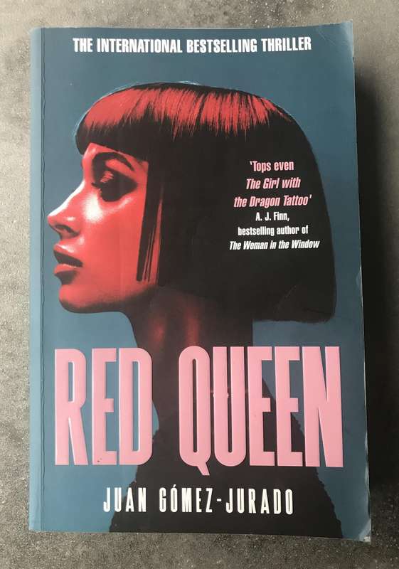 Red Queen (Antonia Scott #1) by Juan Gómez-Jurado [Large Paperback: Good]