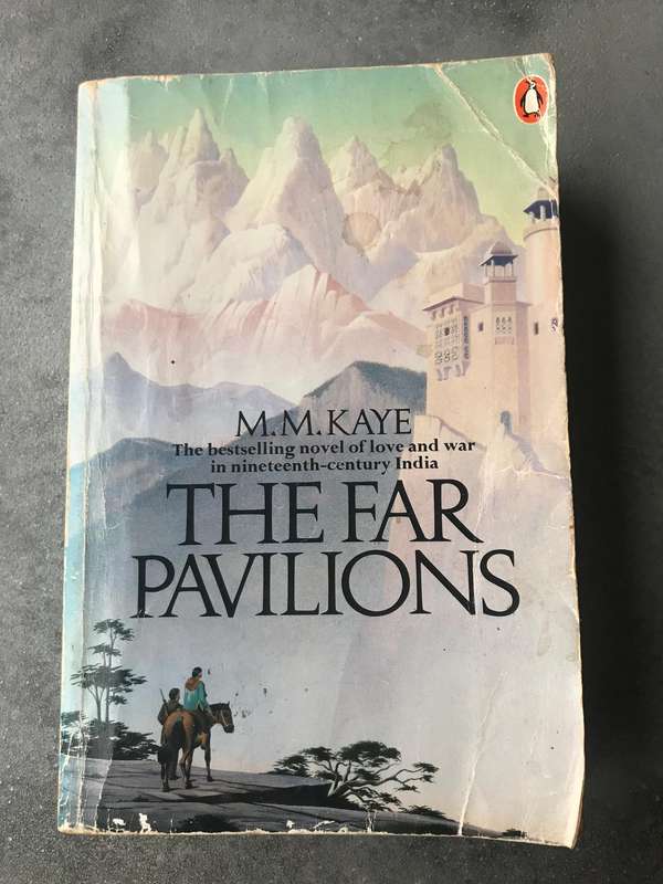 The Far Pavilions by M.M. Kaye [Paperback: Acceptable]