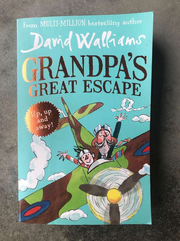 Grandpa's Great Escape by David Walliams [Paperback: Like New]