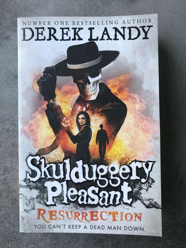 Resurrection (Skulduggery Pleasant #10) by Derek Landy [Paperback: Like New]