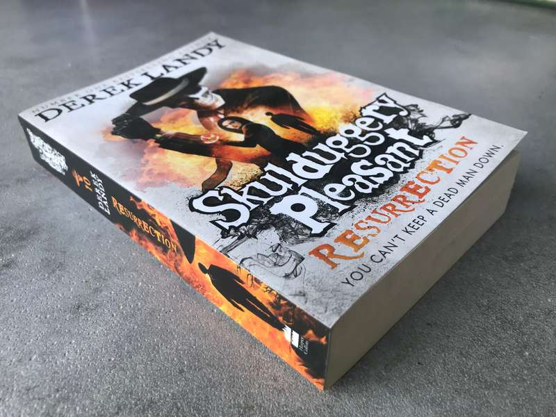 Resurrection (Skulduggery Pleasant #10) by Derek Landy [Paperback: Like New]