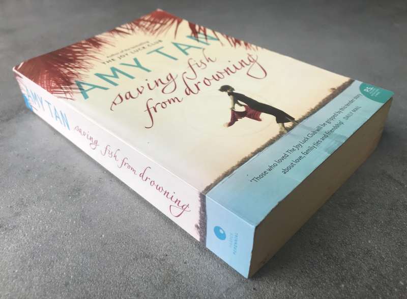 Saving Fish from Drowning by Amy Tan [Paperback: Very Good]