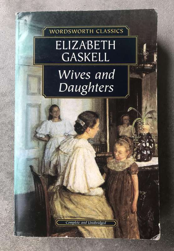 Wives and Daughters by Elizabeth Gaskell [Paperback: Good]