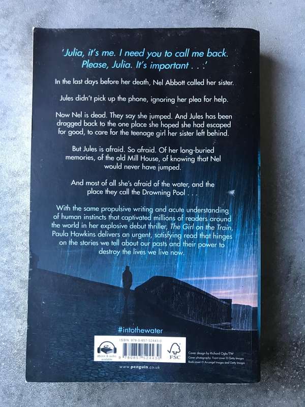 Into the Water by Paula Hawkins [Large Paperback: Average]