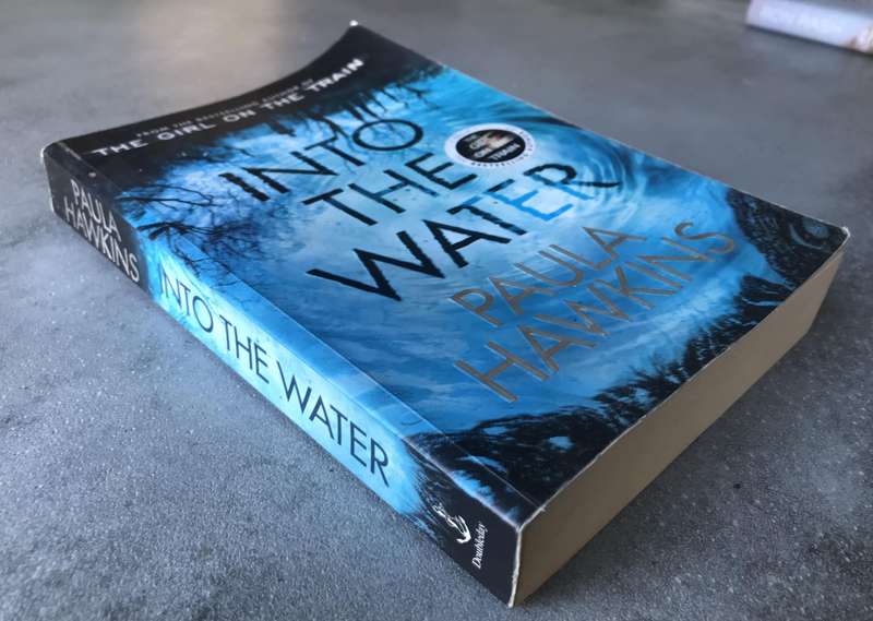 Into the Water by Paula Hawkins [Large Paperback: Average]