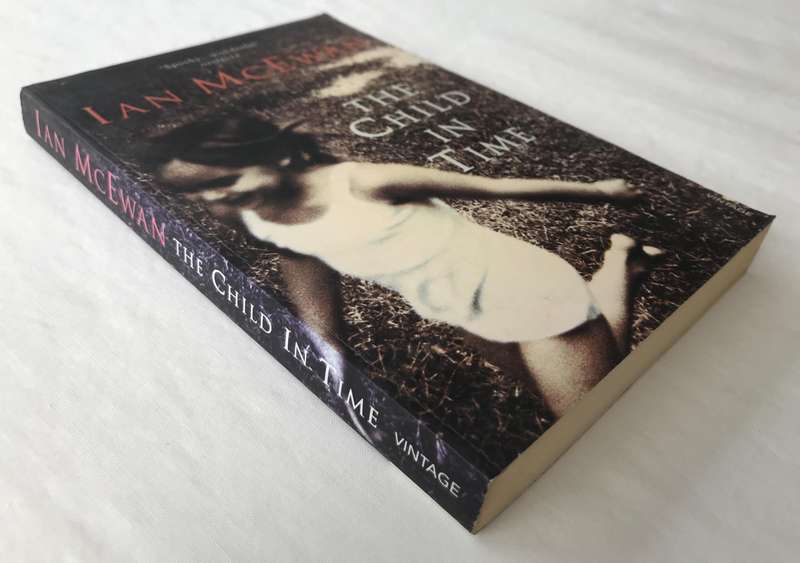 The Child in Time by Ian McEwan [Paperback: Excellent]