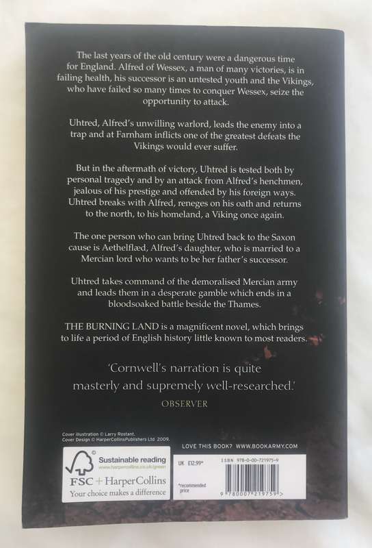 The Burning Land (The Last Kingdom #5) by Bernard Cornwell [Large Paperback: Very Good]