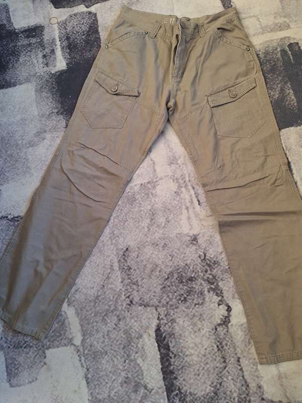 Mens Pants Size 36. - Last one left