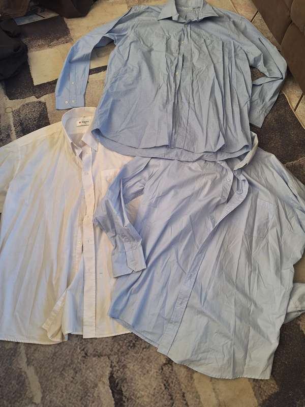3 x Mens Long sleeve button shirts size XL.