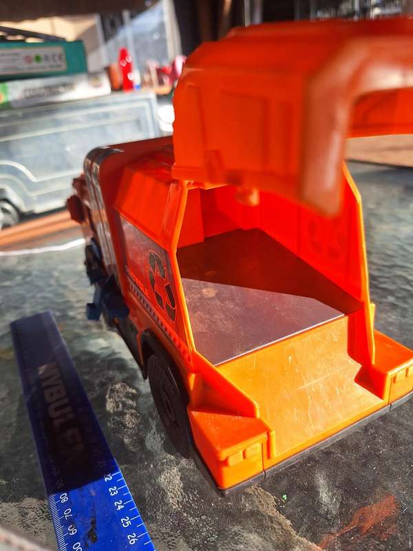 Large toy Carbage truck
