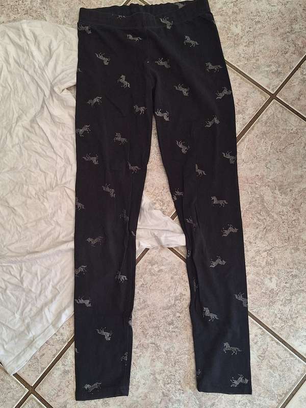 Ladies T-Shirt & Pants Combo Size Small