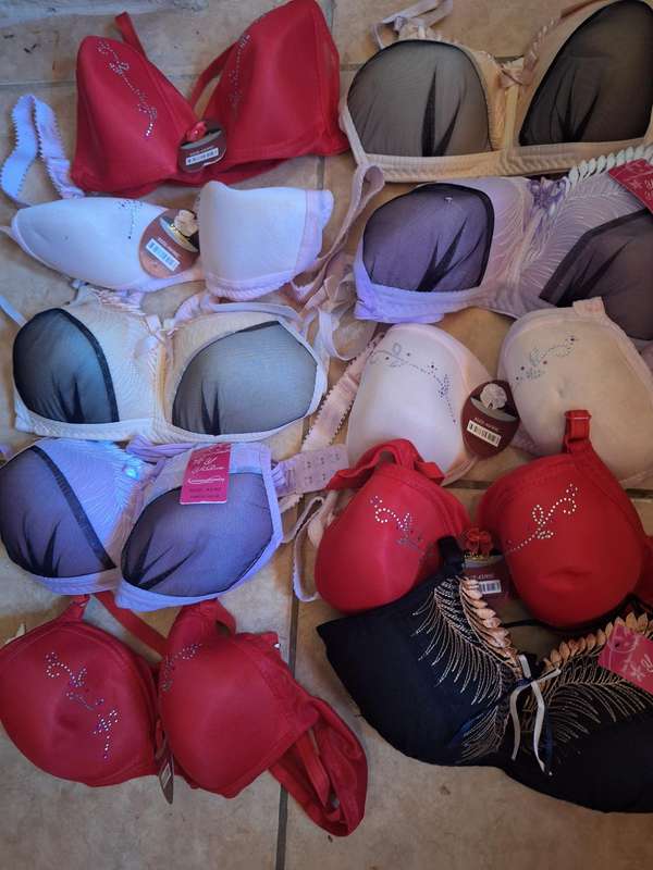 Lot of Brand New Bras (Toltal of 10 - Different sizes)