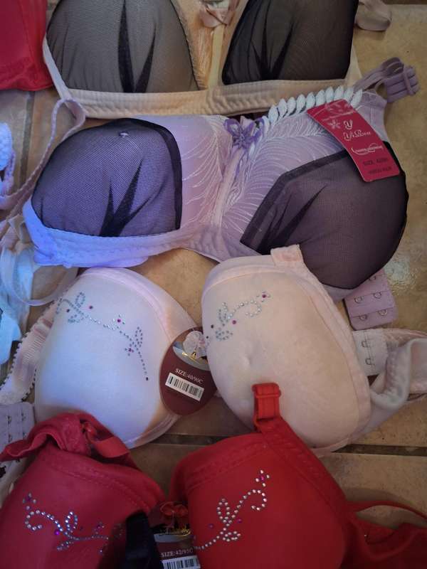 Lot of Brand New Bras (Toltal of 10 - Different sizes)