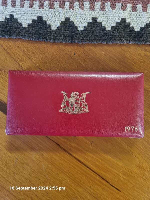 ****1X 1976 SHORT PROOF SET IN LONG PROOF BOX****