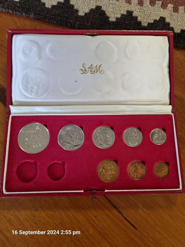 ****1X 1976 SHORT PROOF SET IN LONG PROOF BOX****