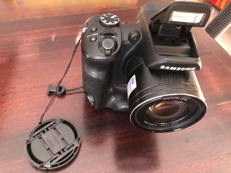 Samsung 60X Zoom Digital Camera