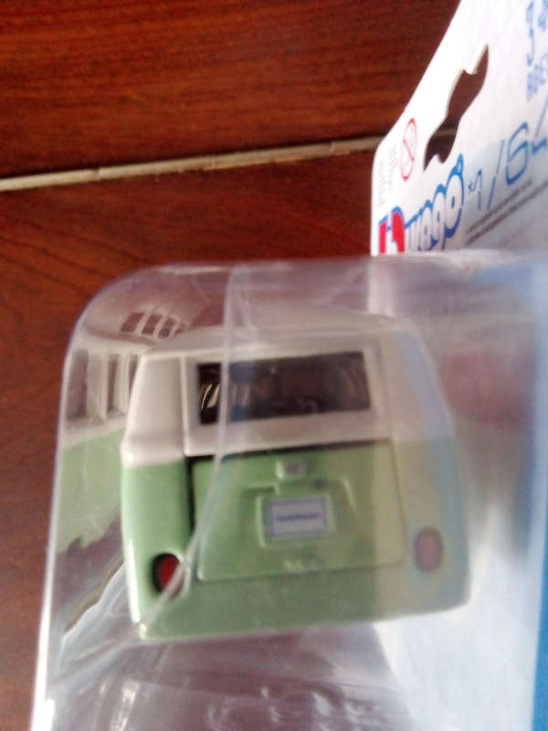 Volkswagen Kombi "Samba"