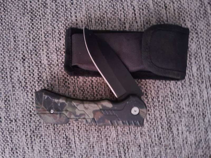 POCKET KNIFE