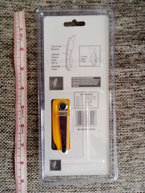 Foldable box knife