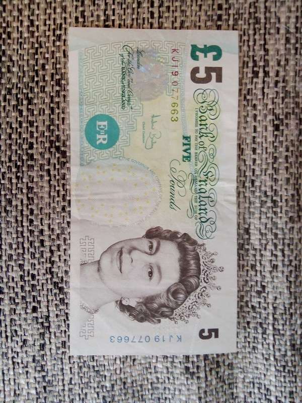 Bank Note Pounds